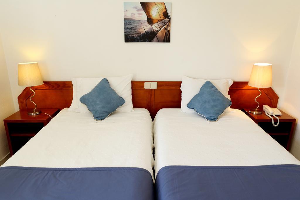 Bed and Breakfast Mira Parque à Albufeira Chambre photo