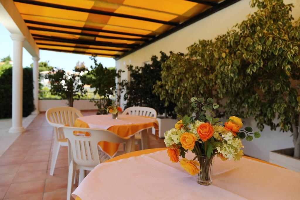 Bed and Breakfast Mira Parque à Albufeira Extérieur photo